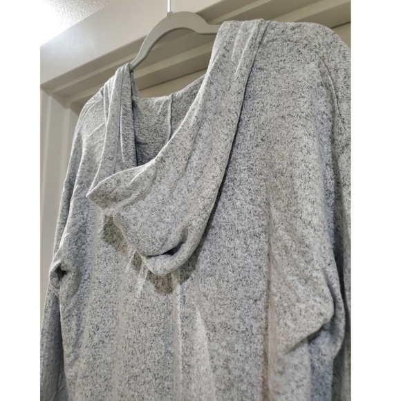 Market & Spruce Kallon Brushed Knit Hoodie  Med - Picture 7 of 9